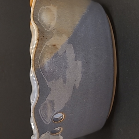 Vintage Clay Pen Pottery USA Casserole Dish With Scalloped Ruffled Rim - Picture 5 of 16